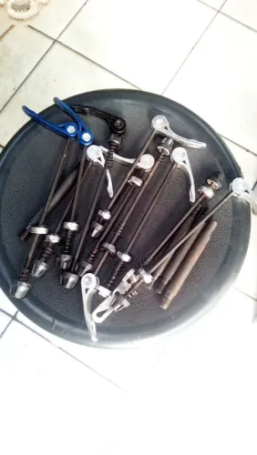 Kit de Blocagens e eixo de roda para bicicleta