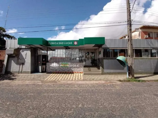 R. PAISSANDU - BAIRRO: CENTRO.