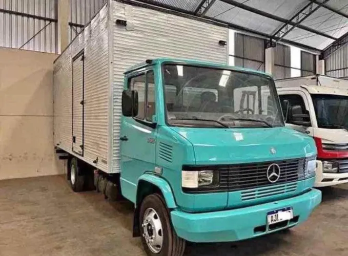 MB 710