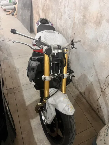 Sucata BMW s1000r