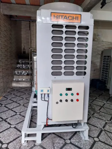 Chiller Hitachi 45.000 kcal/h com reservatório de 1.000 litros 