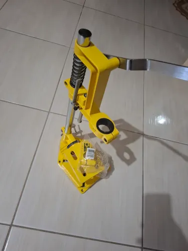Suporte de furadeira novo