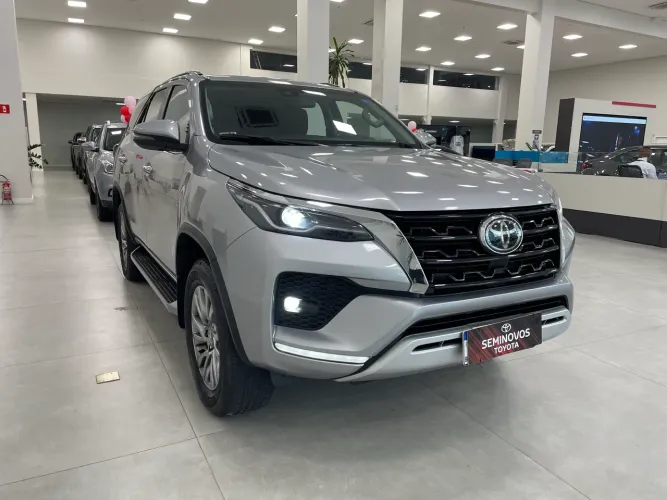 OPORTUNIDADE- SW4 SRX APENAS 64 mil rodados 