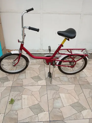 Bicicleta monareta freio contra pedal
