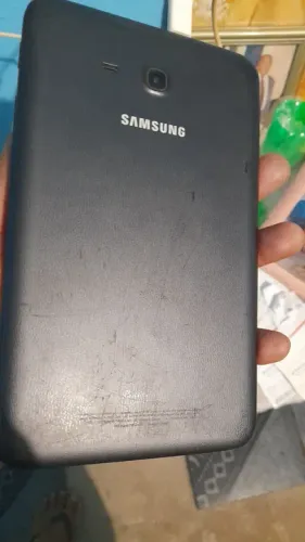 Tablet  está carregando mais só presta as peças 