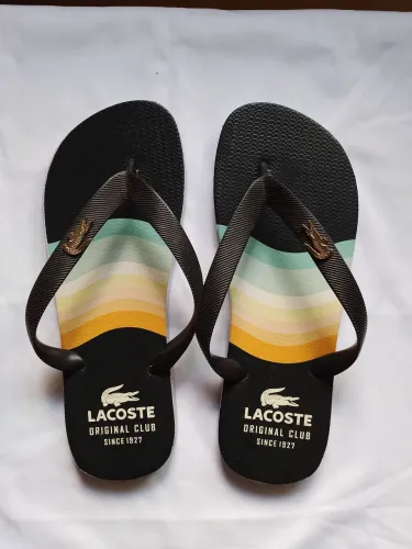 ? Sandálias Lacoste Original Club - Estilo e Conforto ?