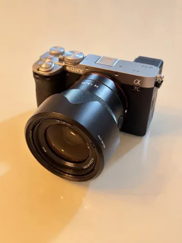 Sony A7C II Prata + Sony FE 35mm f/1.8