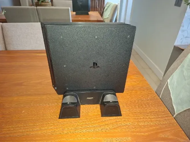 PlayStation 4 pro seminovo