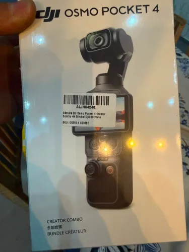 Câmera Dji Osmo Pocket 4 Creator Combo 4k Gimbal Osh