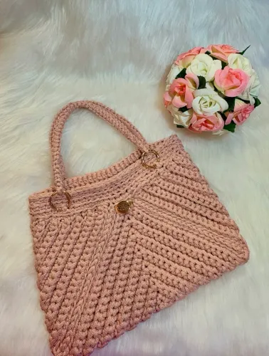 Bolsa de crochê rose
