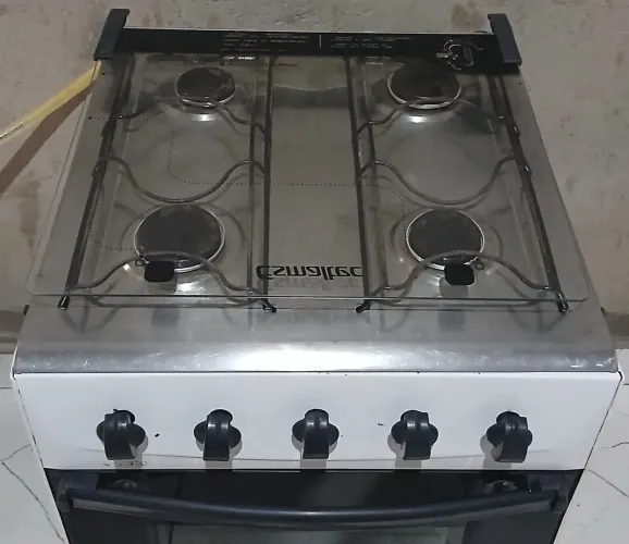 Vendo fogão 4 bocas