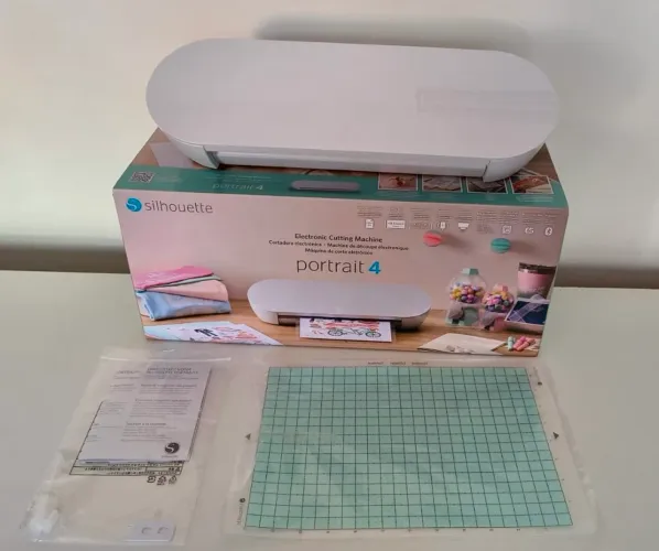 Silhouette Portrait 4 - Usada apenas uma vez! 