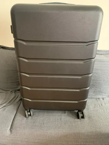 Mala 23kg preta Resistente - Marca própria Walmart