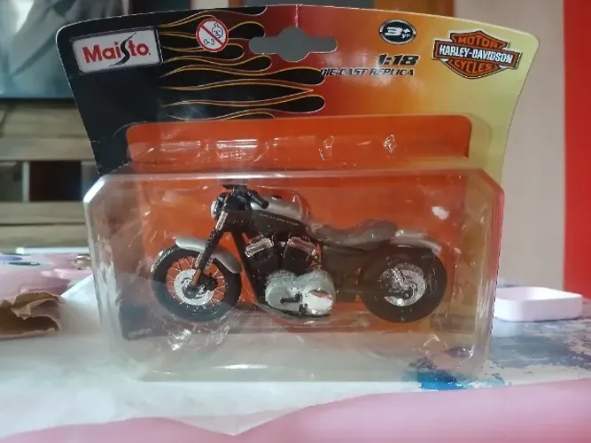 Moto em miniatura
