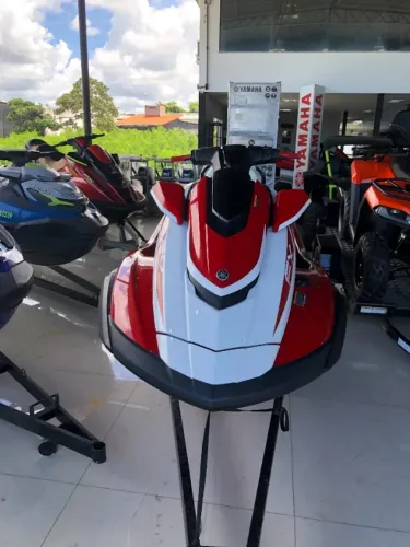 JET YAMAHA FX CRUISER SVHO - POUCO USO