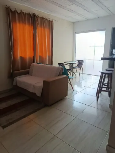 Mobília, água,luz e Net no Aquiraz..