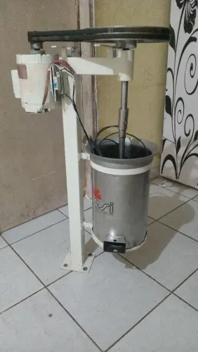 Vendo máquina de açaí 20 litros