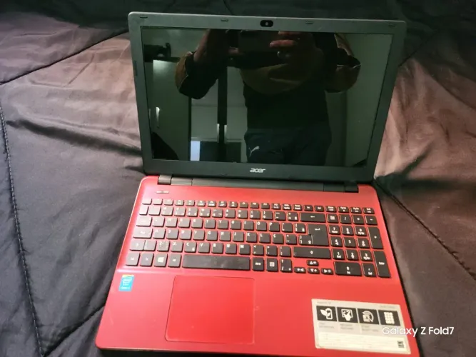 Notebook Acer, bem conservado