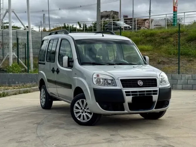 Fiat Doblo Essence 1.8 Flex 16V 5P 2015