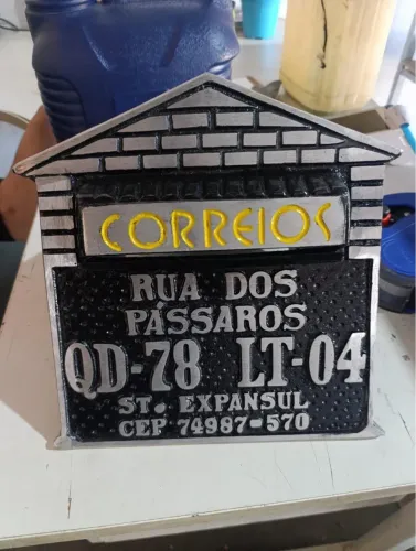 Caixa de correio média