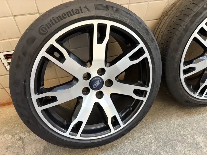 Rodas 18 5x108 pneus continental 215/45 excelentes 6x sem juros no cartão