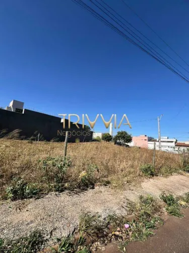 Terreno de 250m² no Jardim Brasília Pronto para Construir