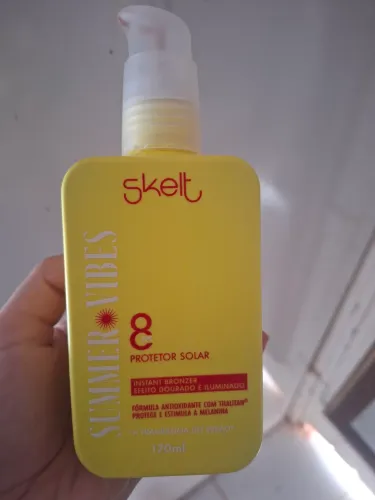Protetor solar corporal skelt