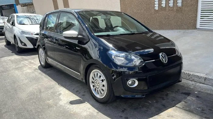 Volkswagen Up! Black/white/red 1.0 T. Flex 12V 5P 2015