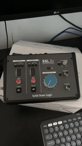 ssl 2+  excelente qualidade para gravação de áudio
