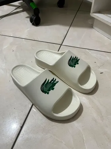 chinelo Slide Lacoste tam 40