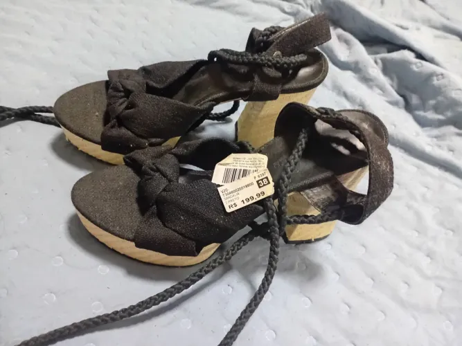 Sandália meia pata constance  38