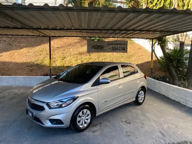 Chevrolet Onix Hatch LT 1.0 8V Flex Mec. 4P 2018