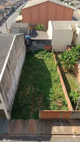 Vendo um terreno na avenida principal da praia da Costa
