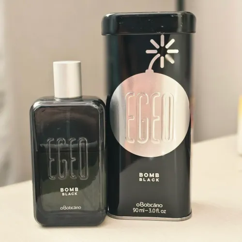 Perfume Boticario Egeo Bomb Black com lata
