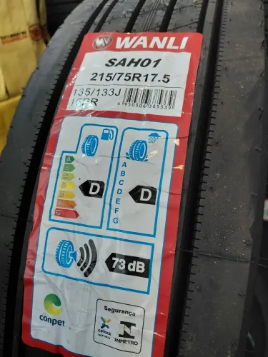 Pneu 215/75r17.5