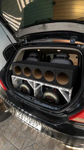 Som automotivo