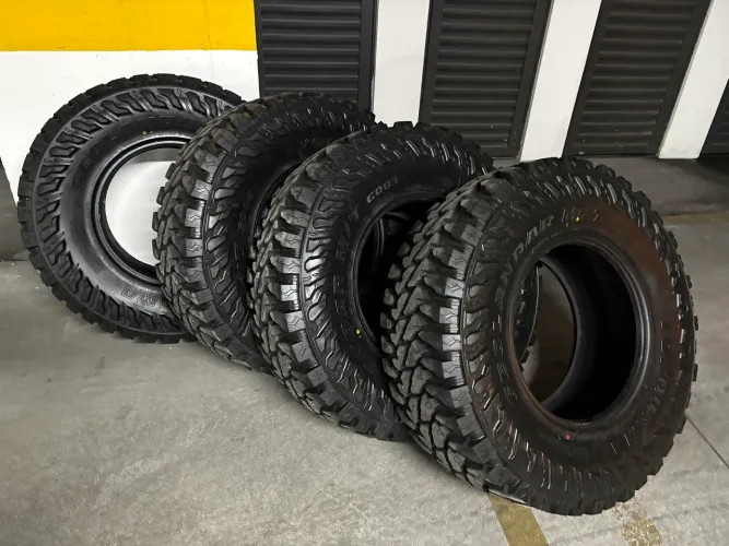 Pneus Yokohama 35x12,5r17 Mud