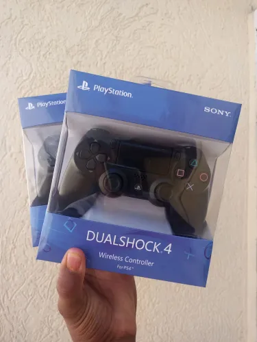 Controle de PlayStation 4 novo Primeira linha retirada em águas lindas