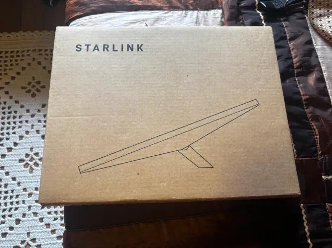 Starlink mini.  Nova.  Lacrada na caixa com NF