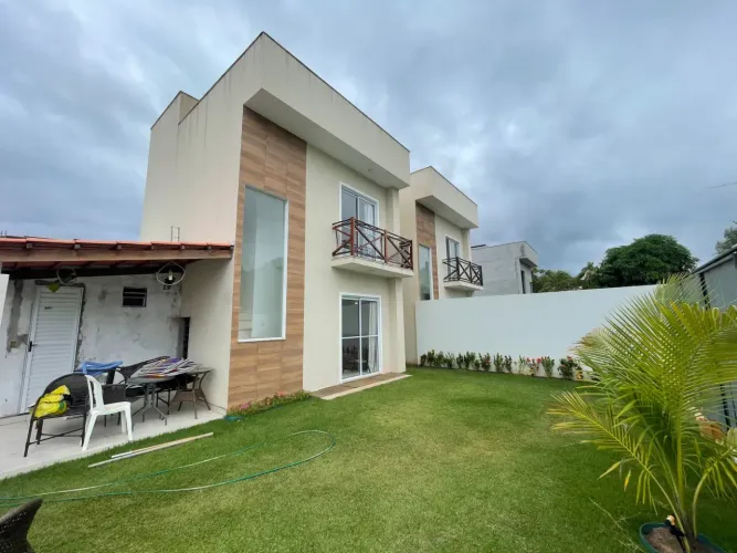 Excelente casa a venda Guarajuba II