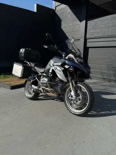 BMW R 1200 GS 2015 - Único Dono | Revisões em Concessionária | Baús Laterais + Top Case