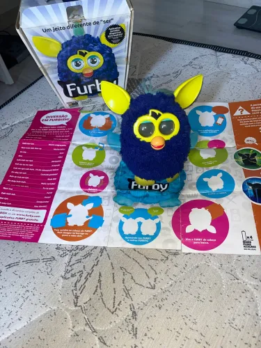 Furby Azul Original com Caixa e Manual - Funcionando