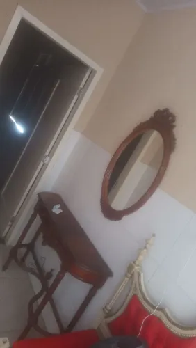 Vende aparador Antigo di madeiras 