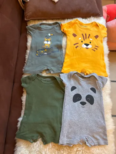 Roupas de bebê 3 - 6 meses (20 peças): body, camiseta, macacão