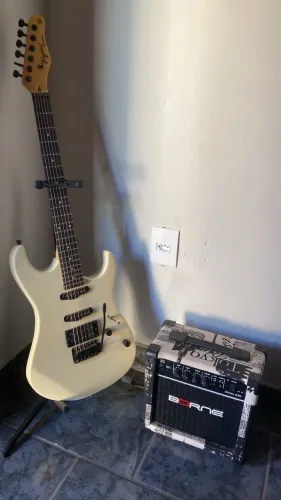 Guitarra Tagima (tw series) + amplicador/caixa de som