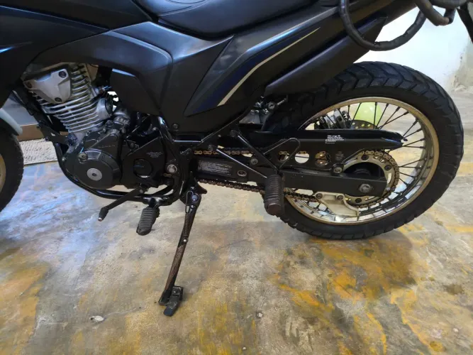 Moto XRE. Ano 2020