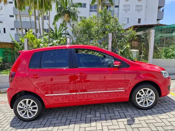 Volkswagen Fox Prime/higli. 1.6 Total Flex 8V 5P 2013