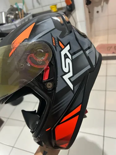 VENDO CAPACETE ASX TM 60