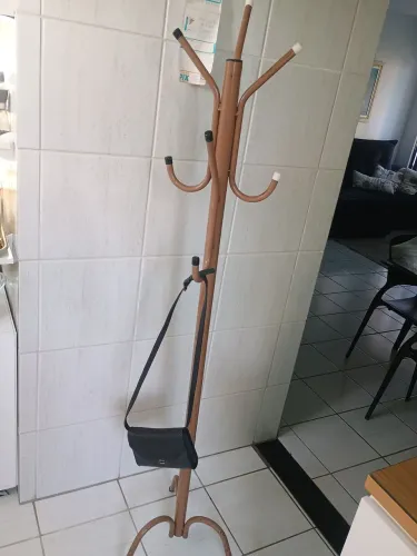 Tripé cabideiro 