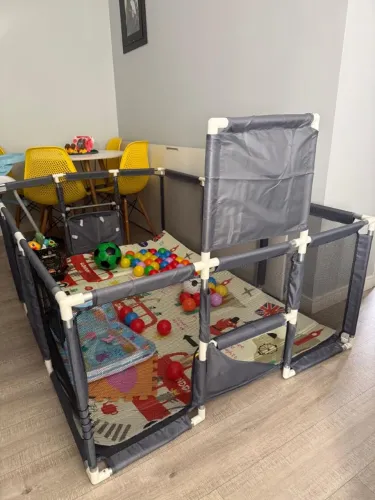 Vendo chiqueiro de bebê 